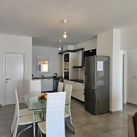 شقة Apartment In Saranda With Stunning Sea Views *