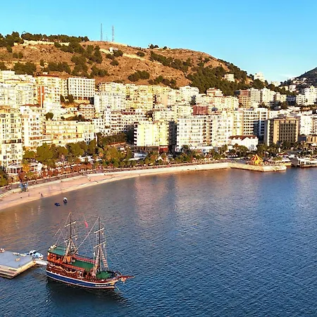 شقة Apartment In Saranda With Stunning Sea Views ساراندا