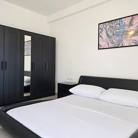 Apartment In Saranda With Stunning Sea Views شقة ساراندا