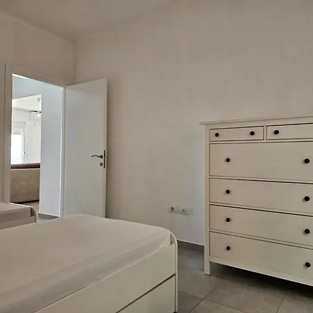 شقة Apartment In Saranda With Stunning Sea Views ساراندا