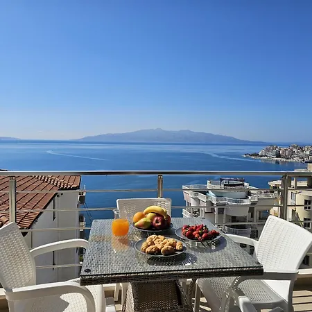 Apartment In Saranda With Stunning Sea Views Apartment *